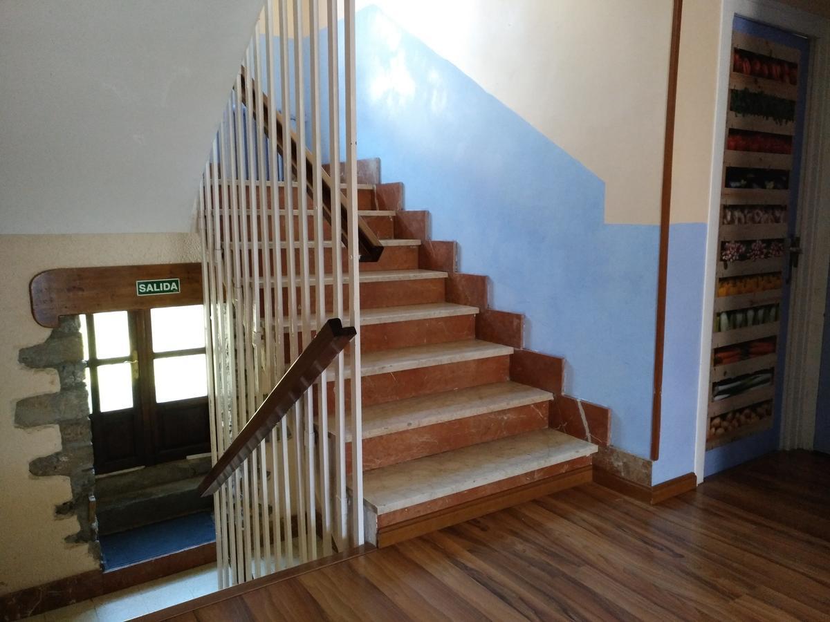 Albergue El Ultimo Bucardo Linas de Broto Екстер'єр фото